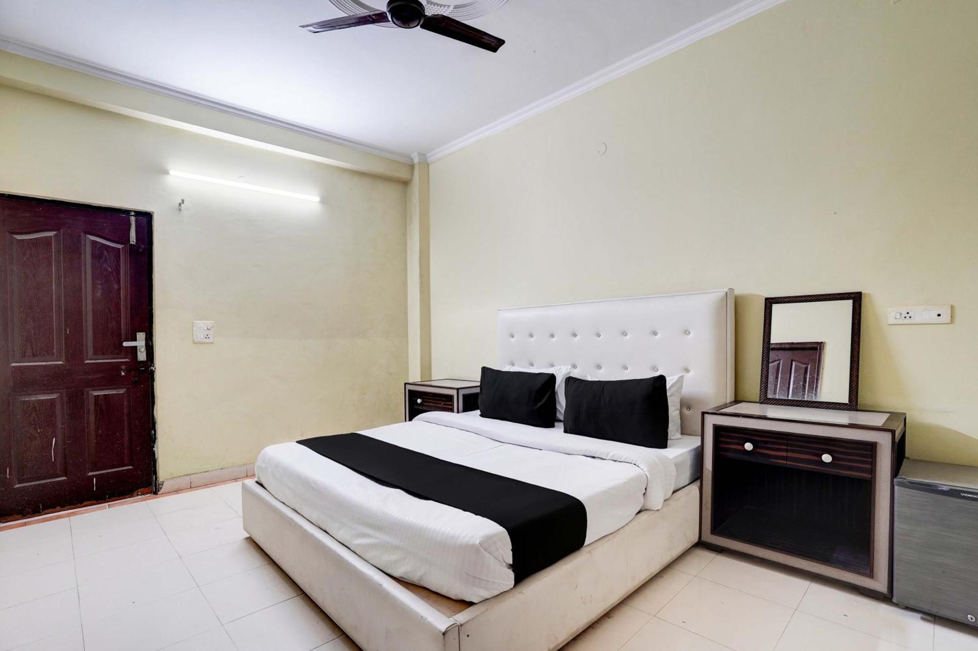 Collection O Aqua Inn Gurgaon Exterior photo